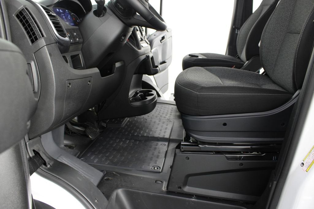 2025 RAM ProMaster Cargo Van SLT