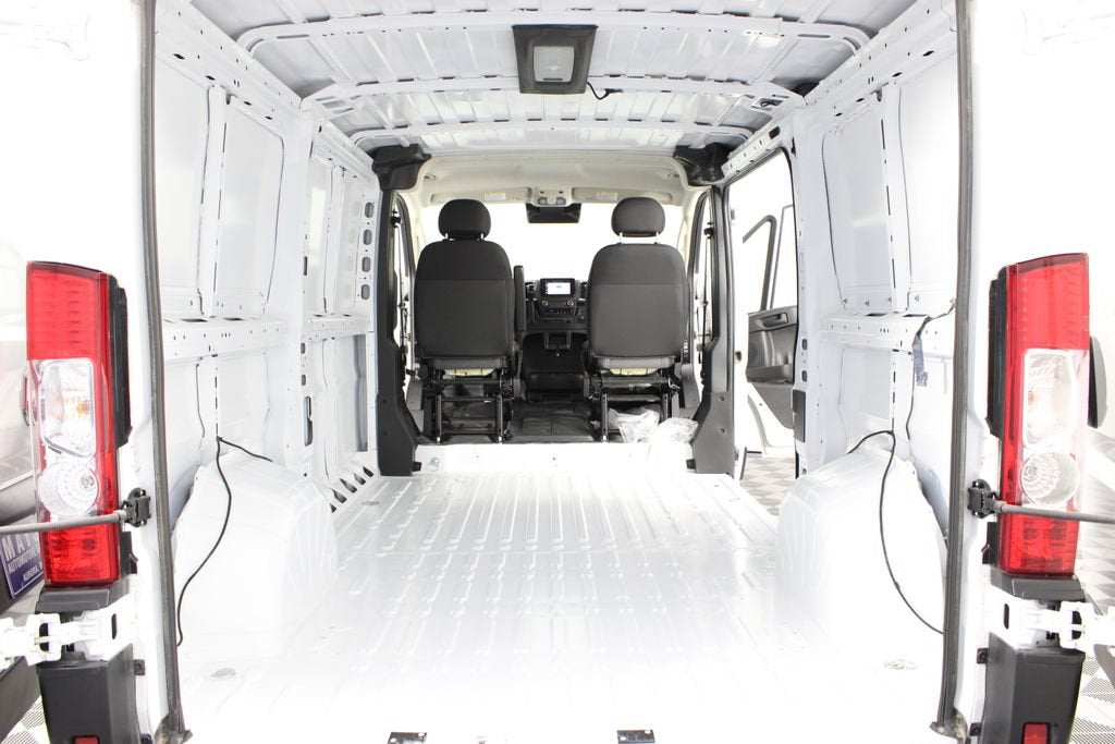 2025 RAM ProMaster Cargo Van SLT