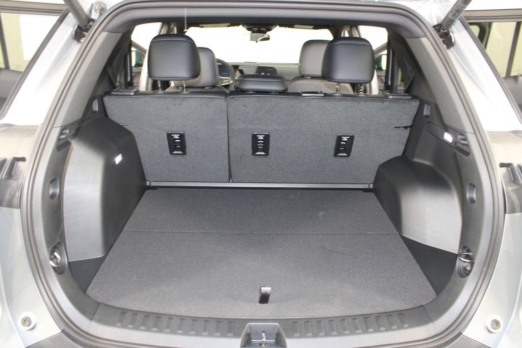 2027 Chevrolet Equinox LT - Photo 17