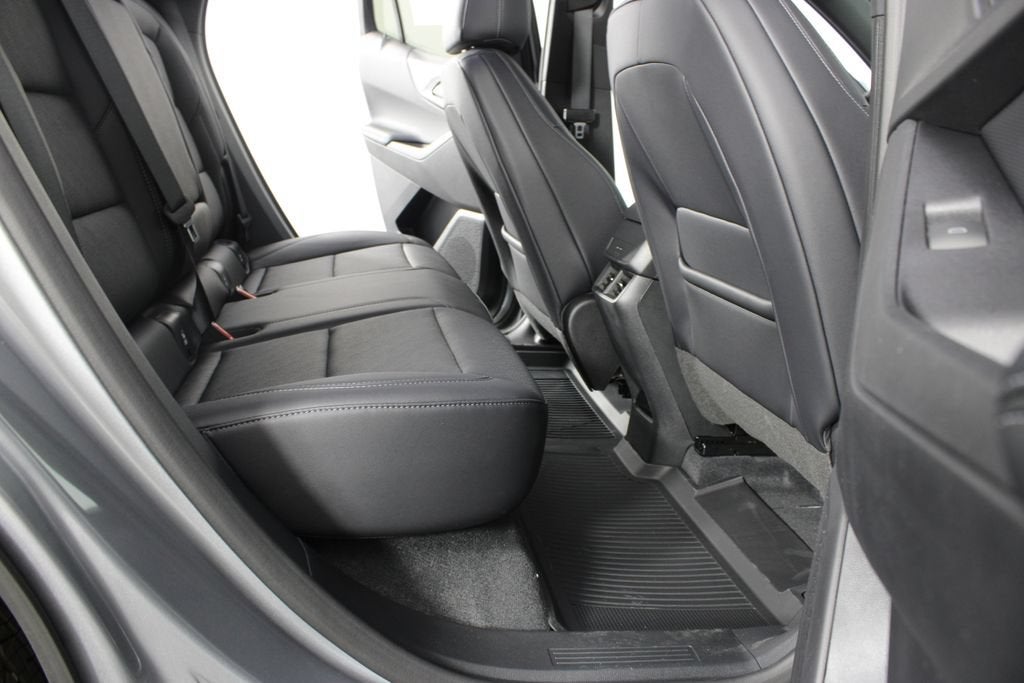 2027 Chevrolet Equinox LT - Photo 19