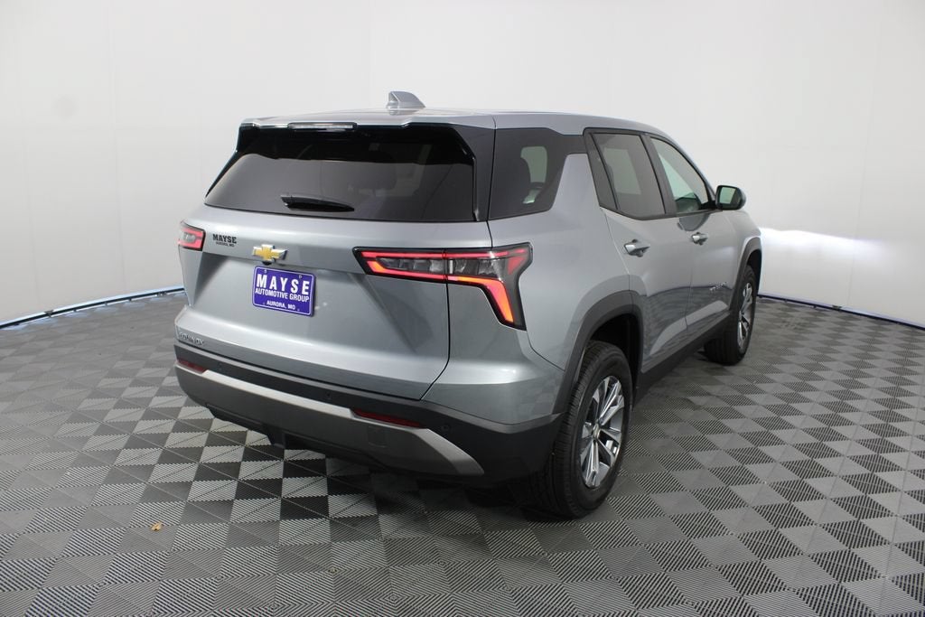2027 Chevrolet Equinox LT - Photo 24