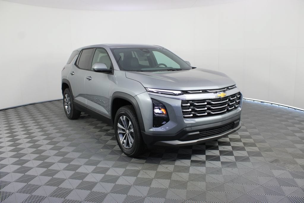 2027 Chevrolet Equinox LT - Photo 25