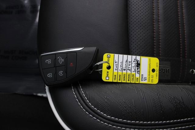 2025 GMC Sierra 1500 AT4X