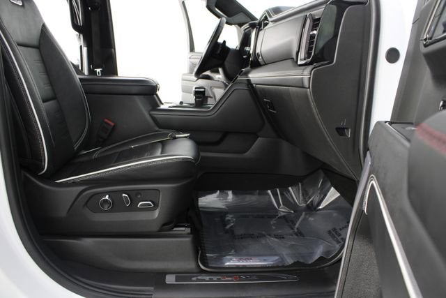 2025 GMC Sierra 1500 AT4X