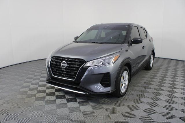 2022 Nissan Kicks S