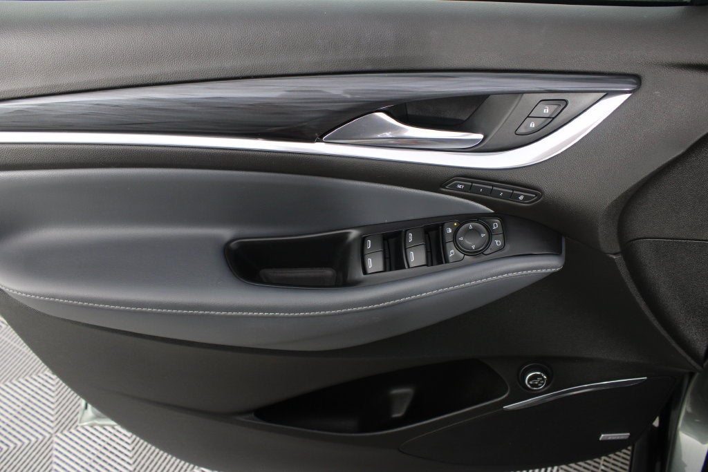 2022 Buick Enclave Premium