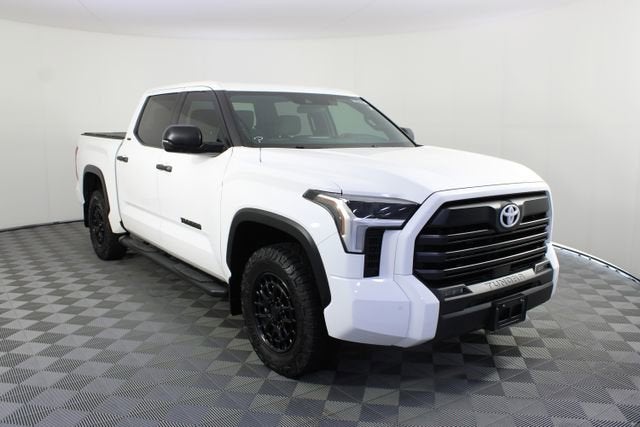 2025 Toyota Tundra 4WD SR