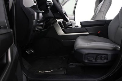 2023 Toyota Tundra 4WD SR5