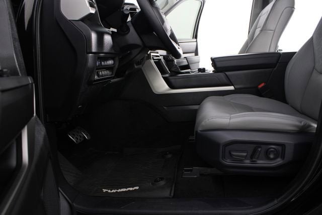 2023 Toyota Tundra 4WD SR5