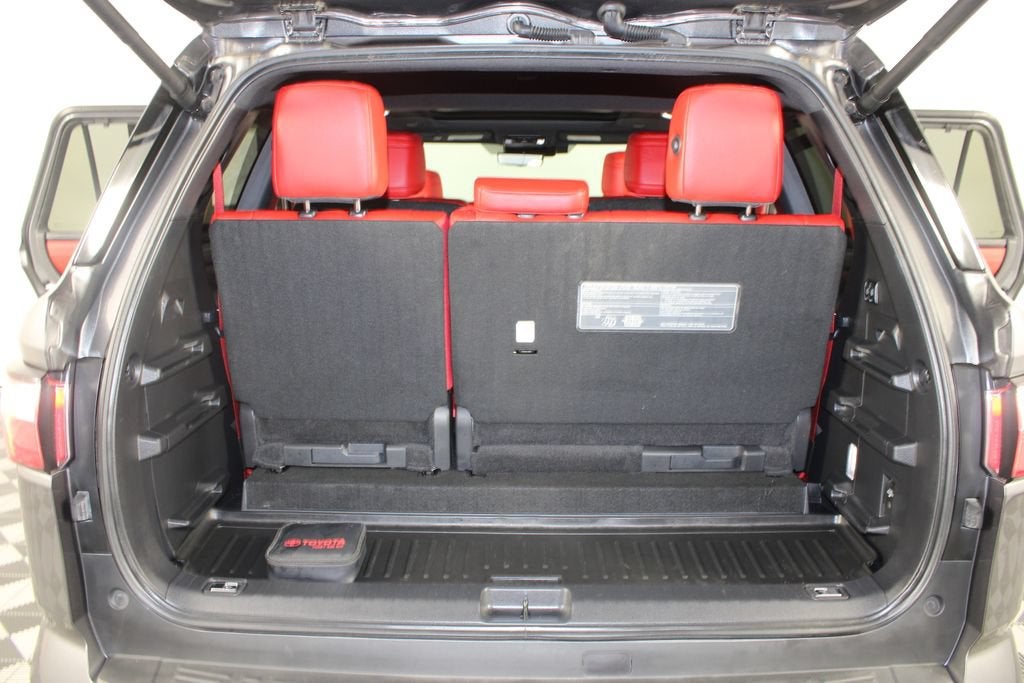 2024 Toyota Sequoia SR5
