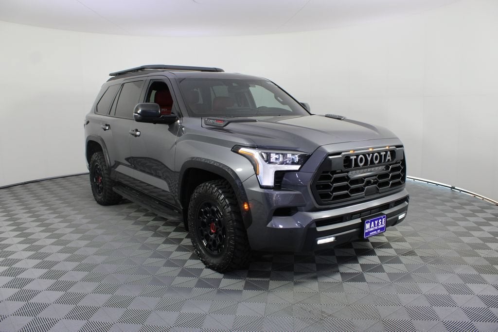 2024 Toyota Sequoia SR5
