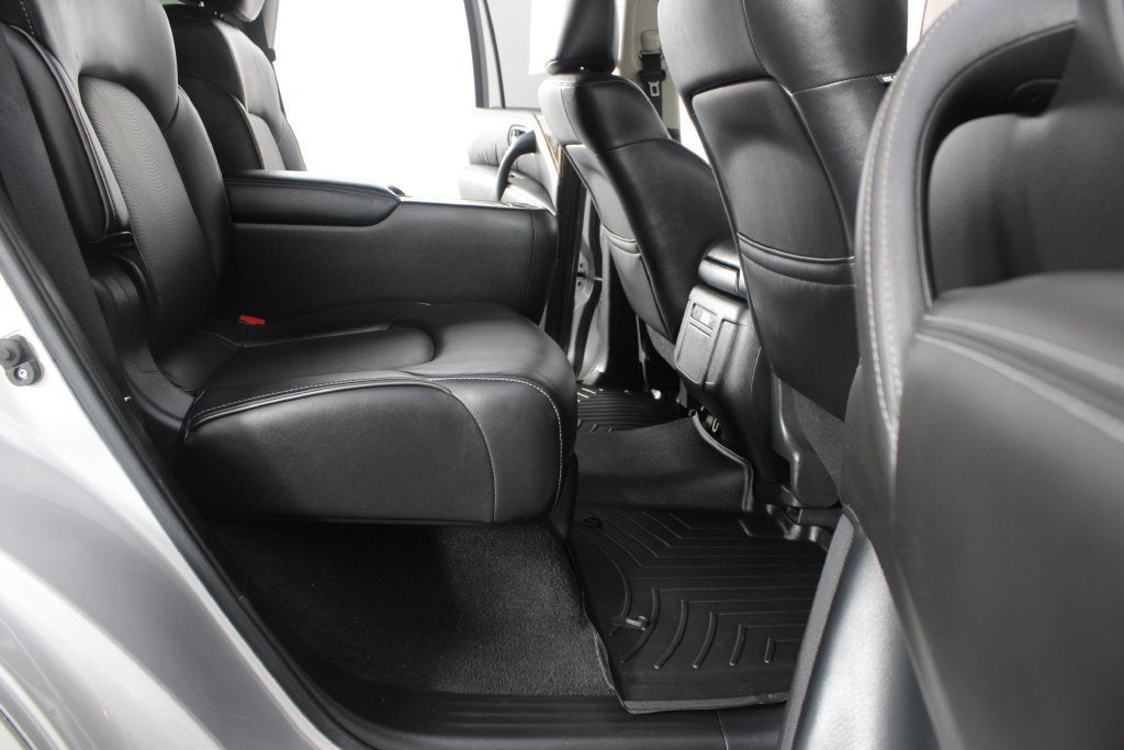 2017 INFINITI QX80 NA